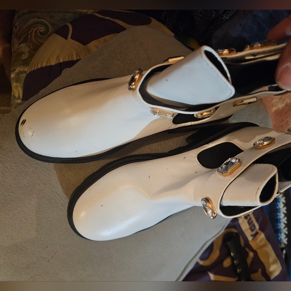 Women's Platform 3/4 White Fashion Ankle boot with Faux Stones - Picture 2 of 15